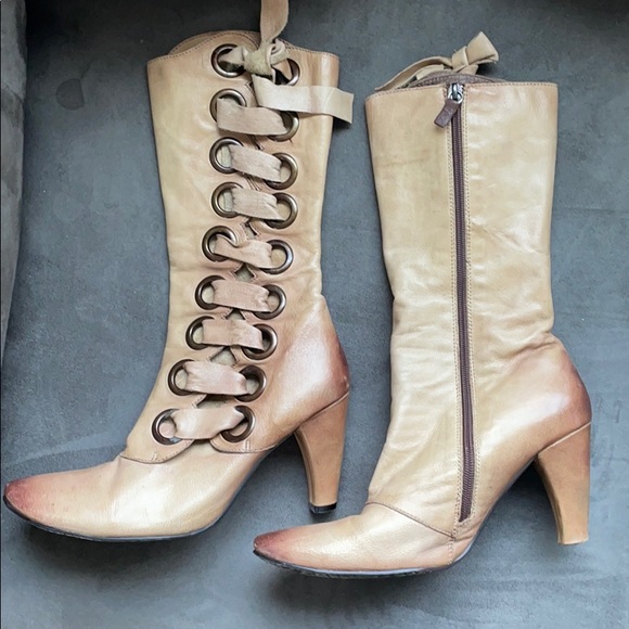 Leather boots - Picture 3 of 4